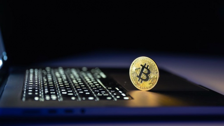 Strategi Buy The Dip Jadi Andalan Trader Hadapi Gejolak Crypto 2025