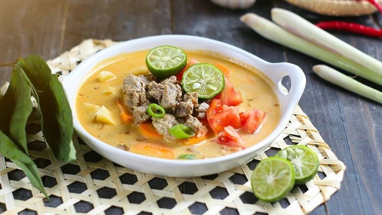 Resep Soto Betawi Asli Jakarta yang Creamy dan Gurih Tanpa Santan