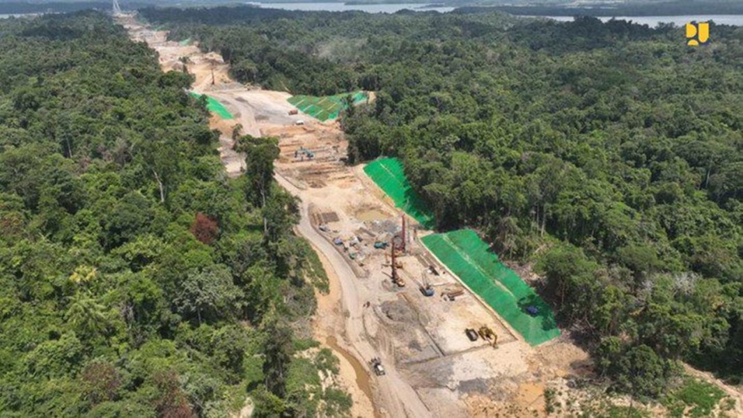 DPU Sragen Fokus Tuntaskan 42 Proyek Infrastruktur Demi Wujudkan Jalan Glowing