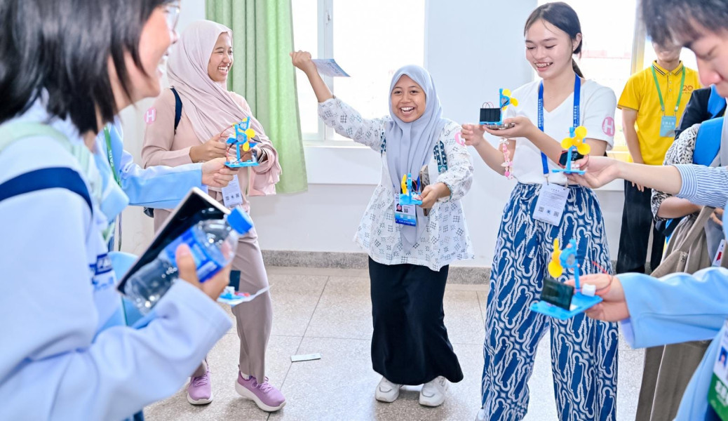 Peluang Global untuk Guru Tingkatkan Kompetensi STEM