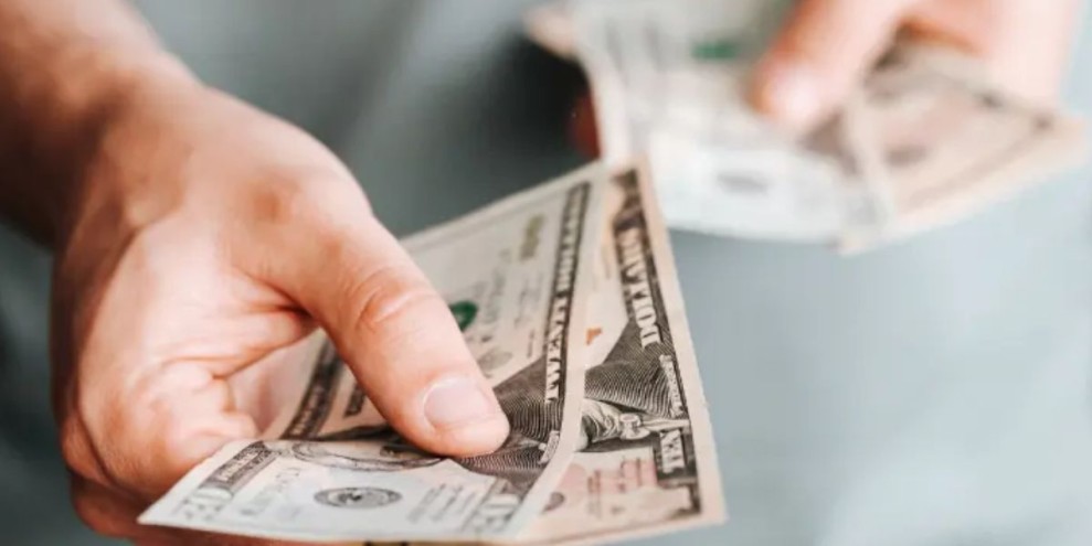 Gaji Ke 13 Adalah: Pengertian dan Kapan Pencairannya di Tahun 2026?