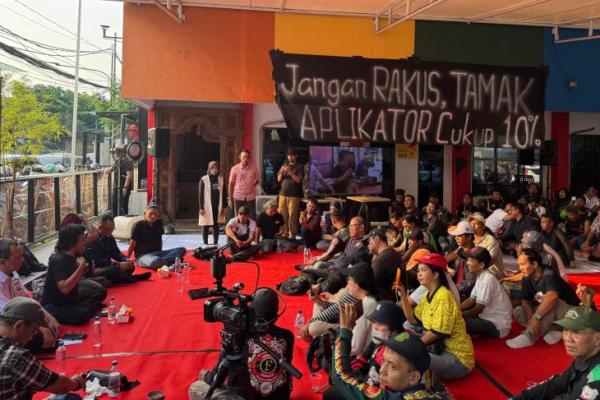 DPR Desak Regulasi Transportasi Daring, Adian Napitupulu Kritik Keras Pemerintah dan Aplikator