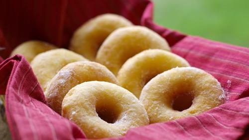 5 Resep Donat Labu Kuning Empuk Cocok Camilan Keluarga