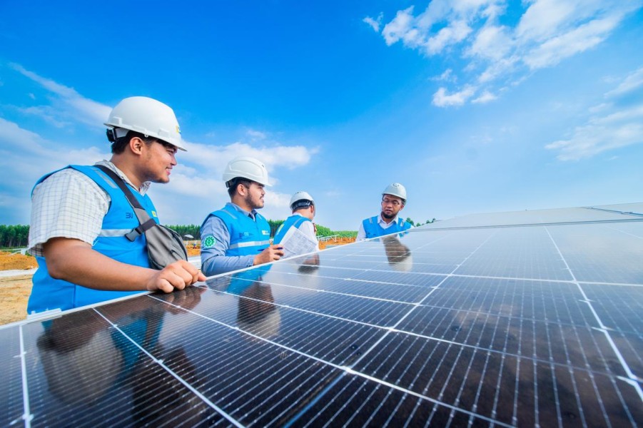 PLN Jadi Penggerak Utama Ekosistem Energi Hijau Indonesia