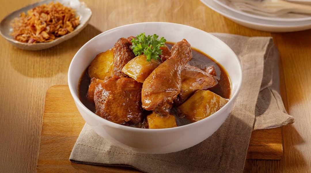 Resep Semur Ayam Betawi Praktis dan Lezat dengan Bumbu Sederhana