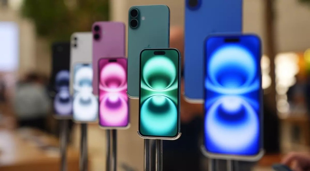 Keluhan Pengguna Warnai Peluncuran iPhone 17 dan iPhone Air