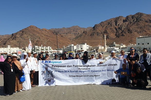 BCA Syariah Berangkatkan Nasabahnya Beribadah Umrah