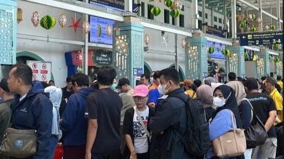 Kereta Api Dari Gambir Berhenti Tambahan Di Jatinegara Hari Ini Sabtu