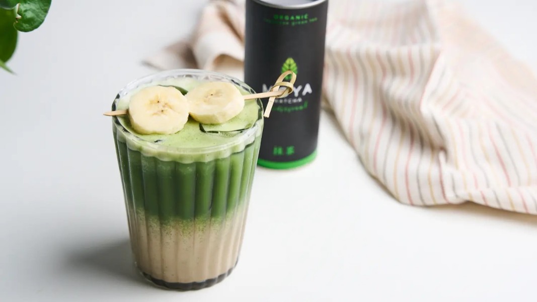 Nikmati Sensasi Banana Bread Matcha Latte Segar dan Manis di Rumah