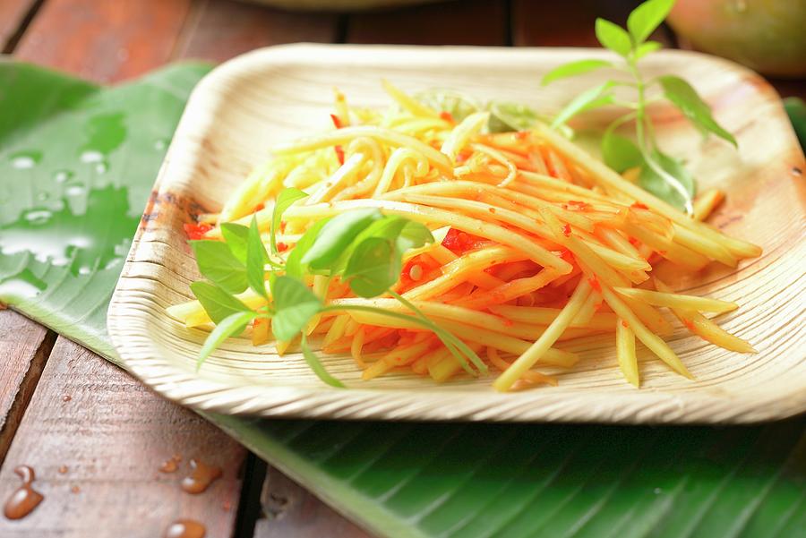 Sembilan Resep Sambal Mangga Terasi Praktis dengan Rasa Segar dan Pedas Bikin Ketagihan