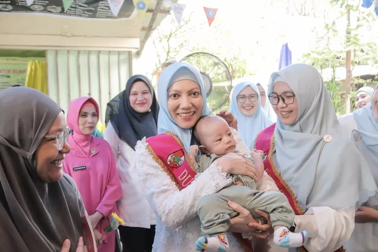 Bunda PAUD Pekanbaru Soroti Kecanduan Gadget Anak