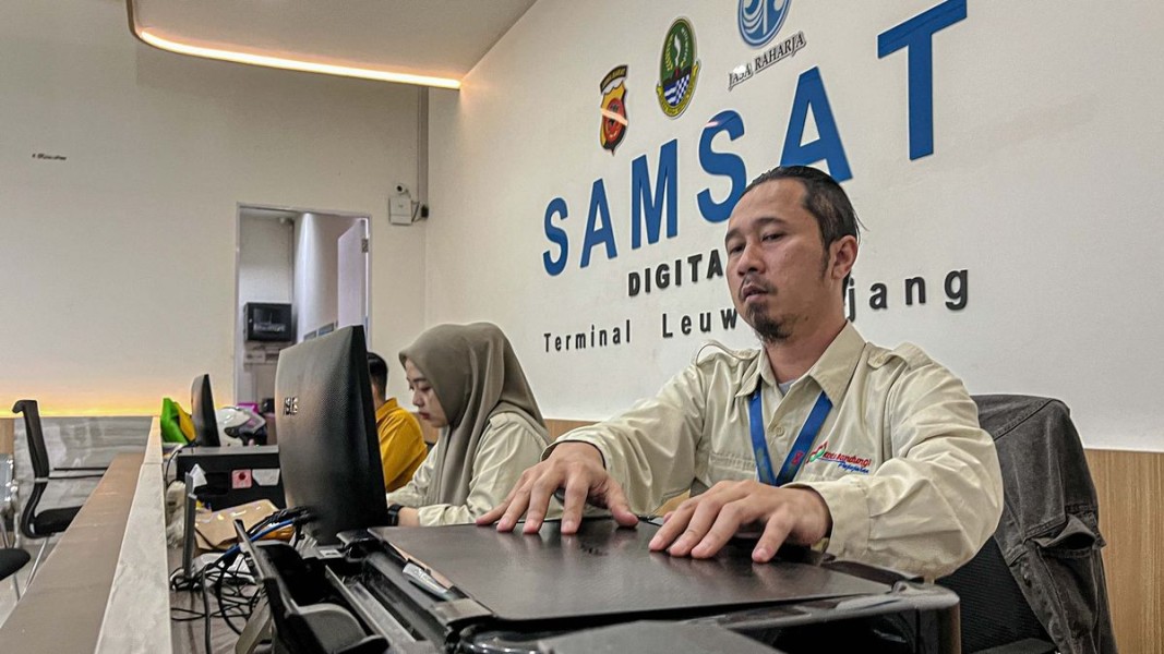 Gubernur Jabar Rancang Aturan Baru, Pembayaran Pajak Kendaraan Bekas Tanpa KTP Pemilik Lama