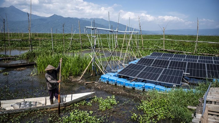 PLTS Terapung Rawa Pening Jadi Inovasi Smart Farming Petani Semarang