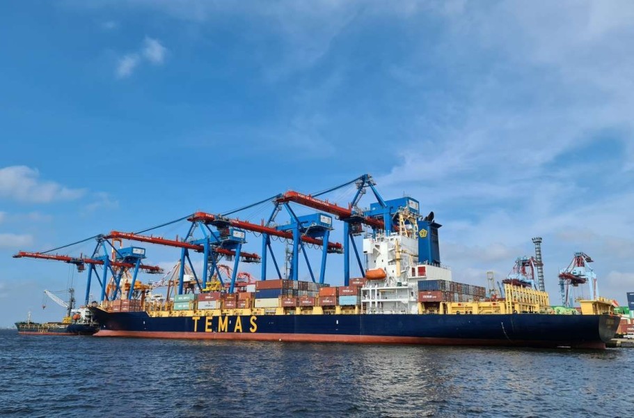 IHSG Rebound di Tengah Gejolak, Saham Pelayaran Menarik Dilirik?