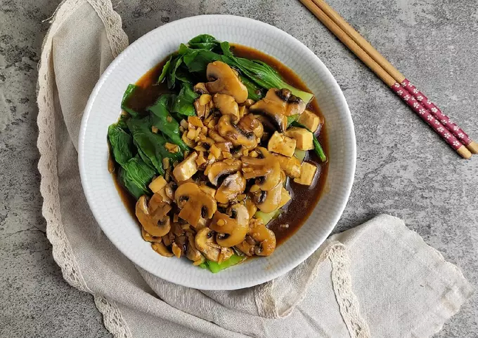 Gurih dan Renyah, 3 Resep Tumis Pakcoy Favorit untuk Makan Siang