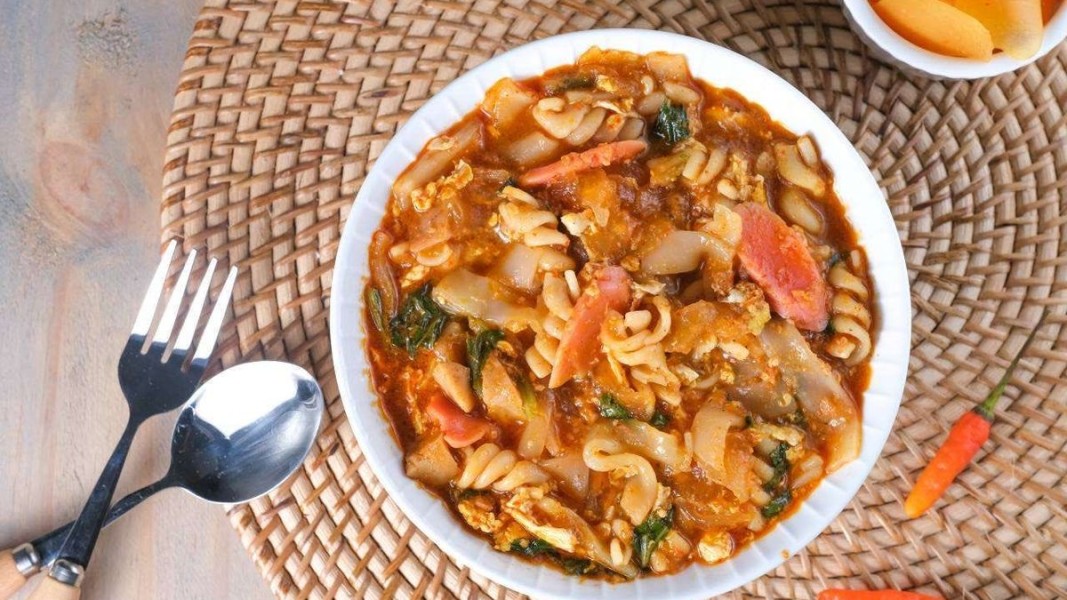 Sering Makan Seblak Bisa Memicu Kista? Begini Penjelasan Dokter