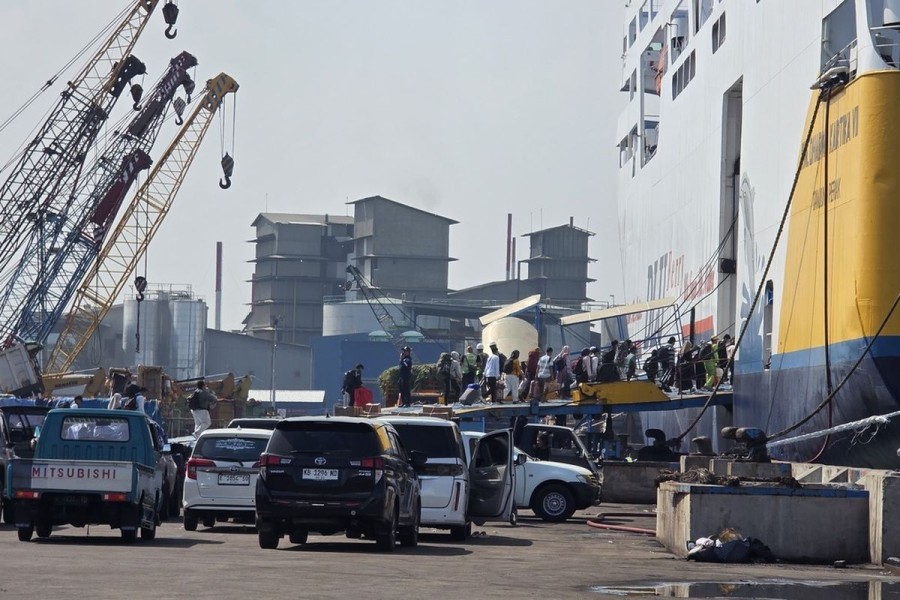 Pelni Semarang Prediksi Puncak Arus Balik Lebaran 2026 Jangan Kehabisan Tiket Penumpang