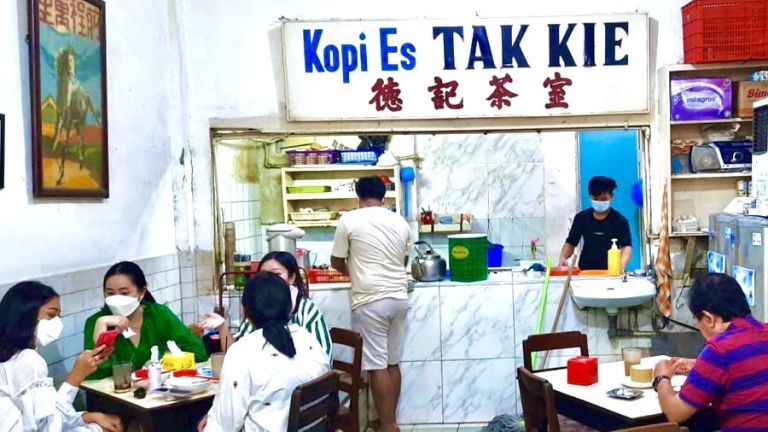 Glodok Kembali Jadi Destinasi Kuliner Hits Jakarta Barat
