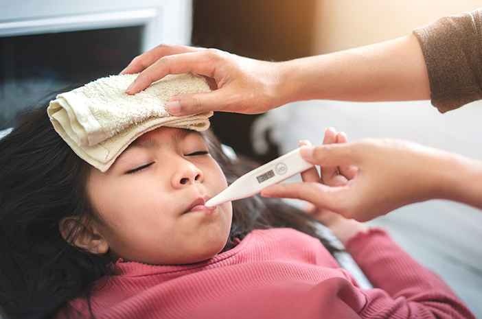 Panduan Lengkap Tangani Anak Kejang Saat Demam Agar Tetap Aman