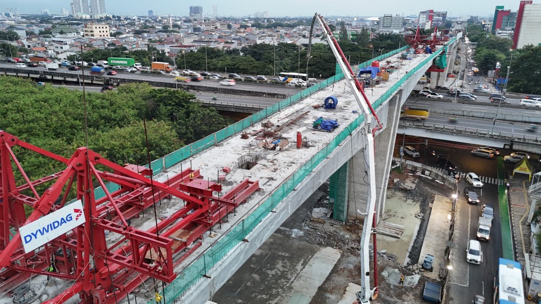 Persiapan LRT Jakarta Fase 1B Velodrome-Manggarai Siap Beroperasi Resmi Agustus 2026