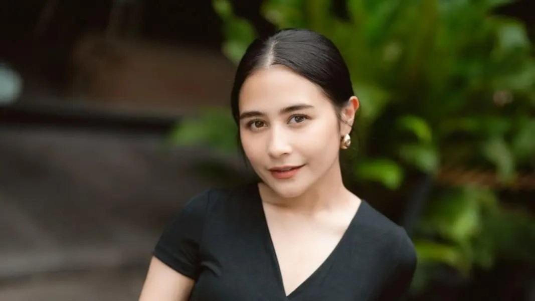 Prilly Latuconsina Resmi Mundur Dari Sinemaku Pictures Tandai Babak Baru Karier Kreatif