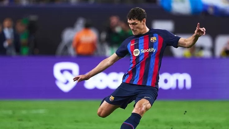 Andreas Christensen Tetap Fokus dan Ingin Bertahan Barcelona Lama