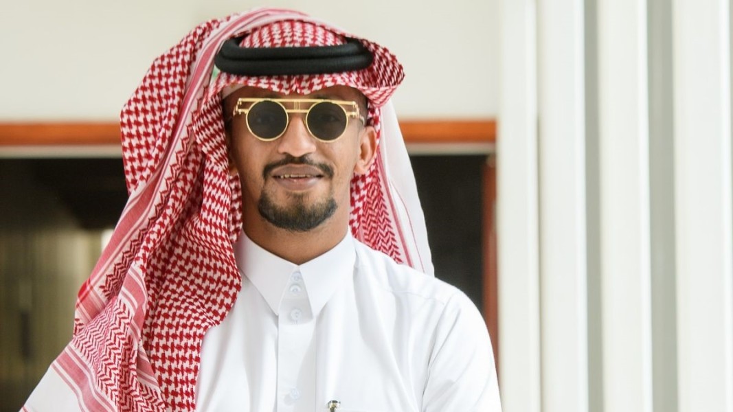 Ragam Pakaian Tradisional Pria Arab Saudi yang Ikonik