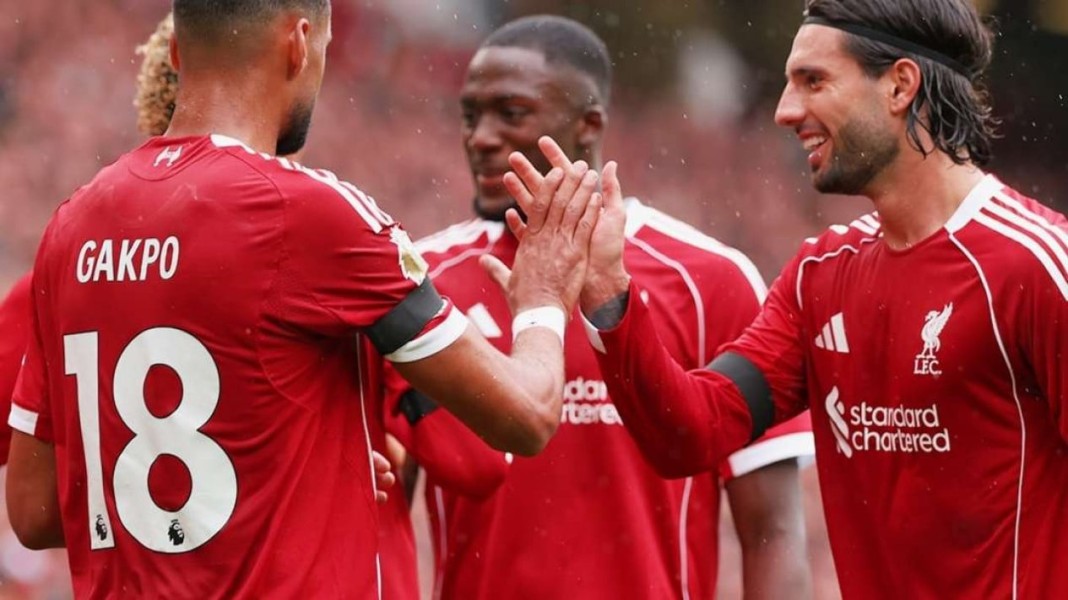Liverpool Kokoh, Klub Besar Terseok di Klasemen Premier League