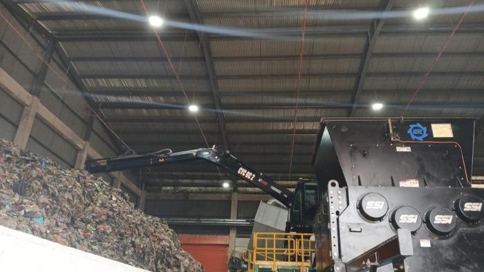 Pembangkit Listrik Sampah Mulai Beroperasi di 2027, Siap Atasi Krisis Sampah