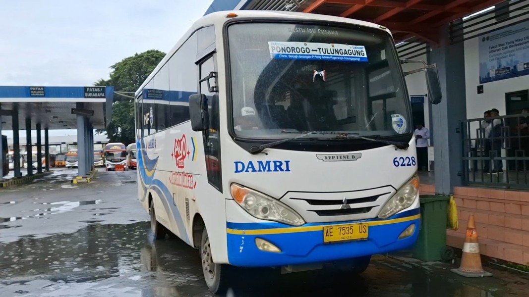 Layanan DAMRI Ponorogo–Tulungagung Kembali Normal, Warga Diminta Tetap Waspada