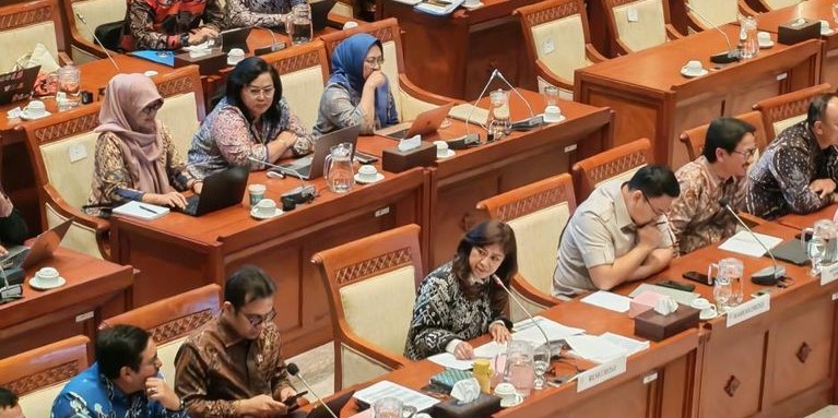 Komdigi Siapkan Aturan Baru, Konten AI Wajib Label