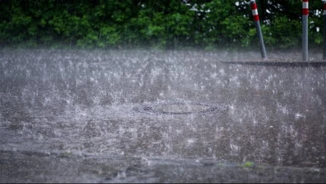 BMKG: Cuaca Sepekan Didominasi Hujan Lebat, Waspada Bencana!