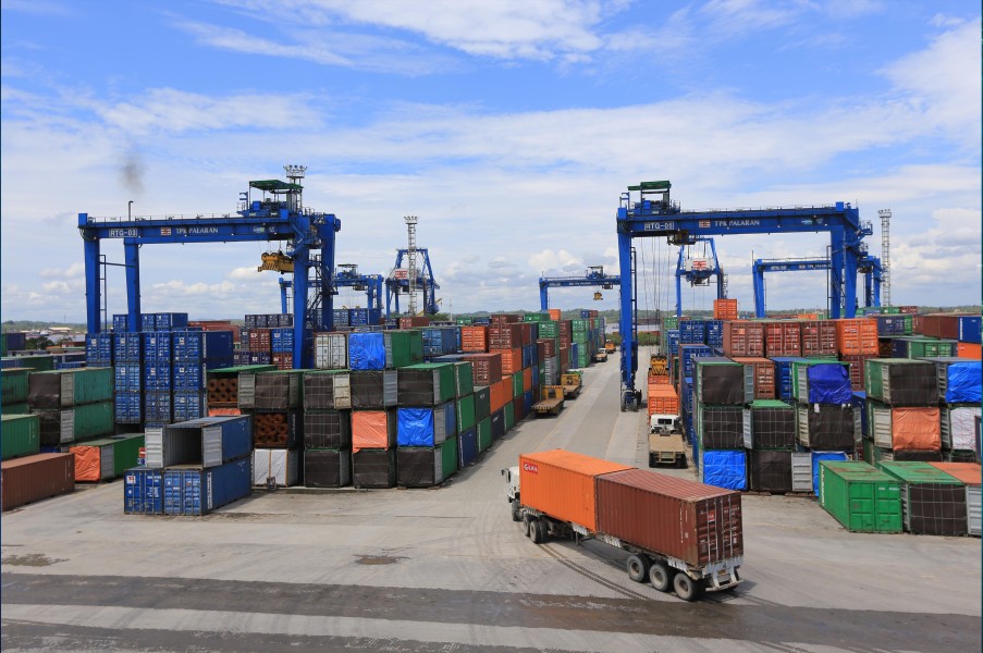 Tekanan Biaya Logistik Tinggi Dorong Transformasi Digital Transportasi Darat Indonesia Menuju Era Efisiensi Berbasis Data