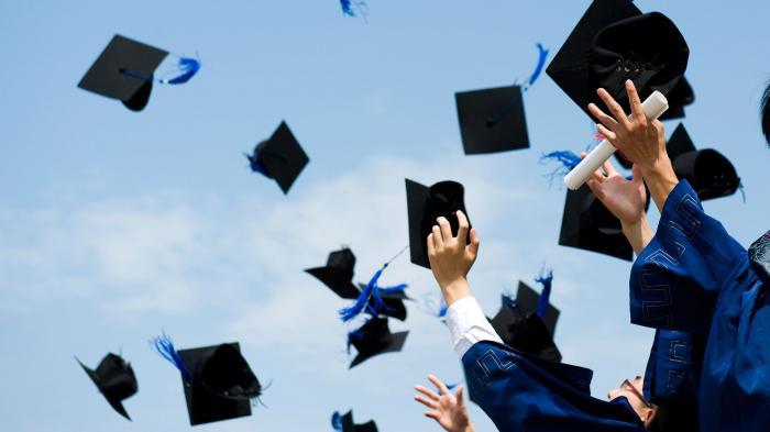 Pendidikan Pascasarjana untuk Tingkatkan Ilmu dan Karier