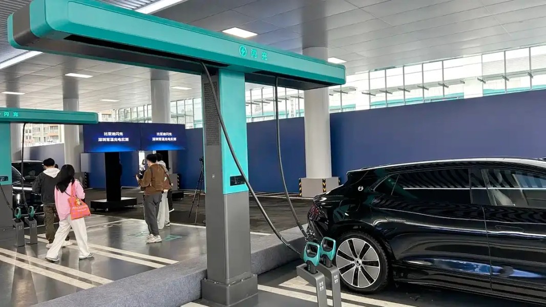 BYD Kembangkan Infrastruktur Cepat Isi Baterai Mobil Listrik 2026