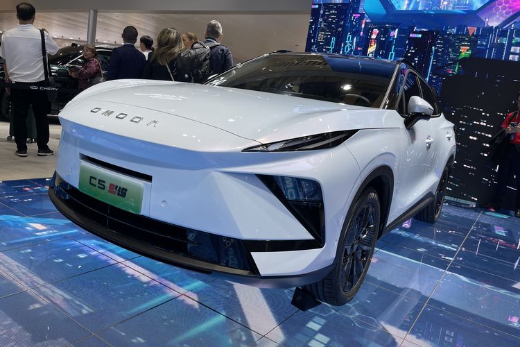 Penjualan Mobil Listrik Lampaui Hybrid di Kuartal I 2025, Pasar BEV Melesat 70%