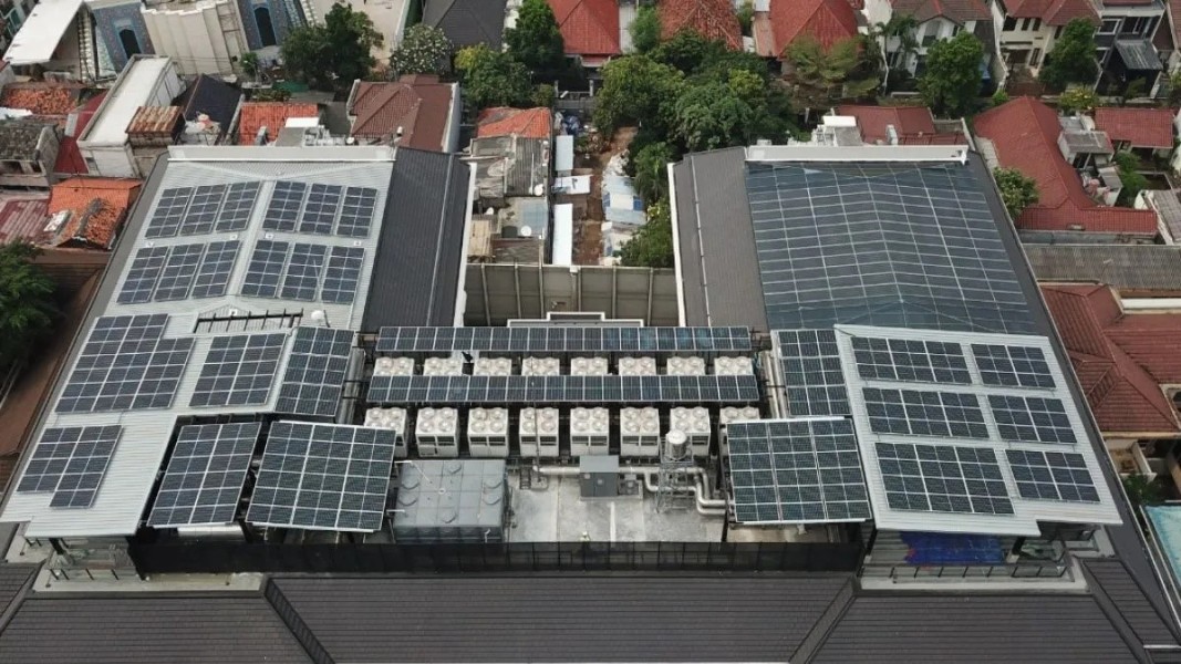 PLTS Atap Jadi Fokus Pemerintah untuk Wujudkan Target Energi Bersih 2028