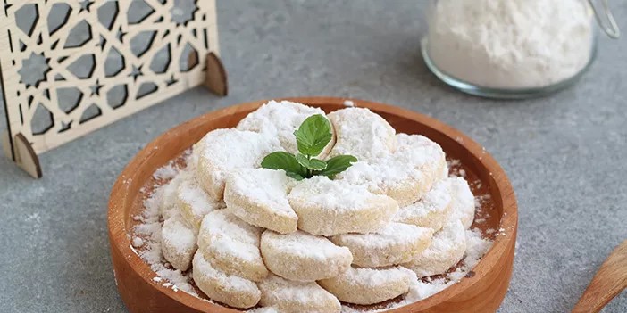 Tips Membuat Kue Putri Salju dengan Lapisan Gula Rapi dan Tahan Lama