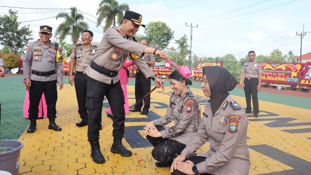 Kenaikan Pangkat 30 Personel Polres Pacitan: Semangat Baru dan Inspiratif