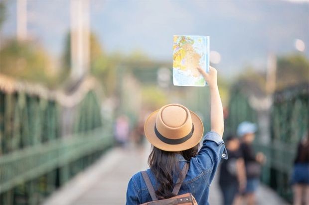 Masyarakat Jadi Sasaran Empuk Travel Agent Palsu: Waspadai Promo Wisata Murah di Medsos