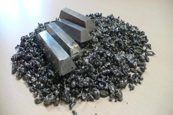 Indonesia dan Arab Saudi Teken MoU Mineral Kritis, Perluas Peluang Investasi Nikel dan Bauksit