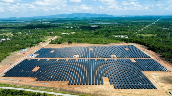 PLTS Dipercepat Kemdiktisaintek untuk Dukung Kemandirian Energi Nasional