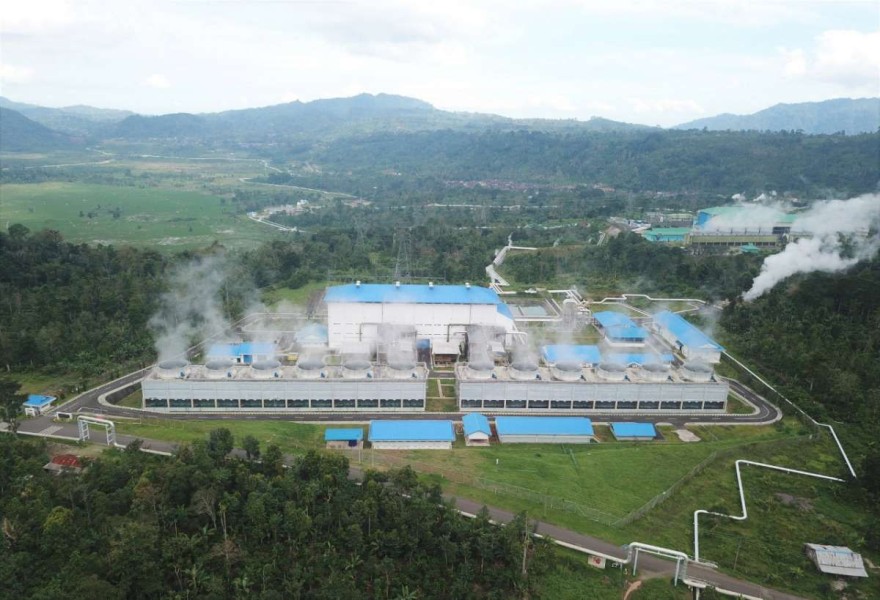 Gelombang Pailit Energi Hijau AS, RI Harus Siaga