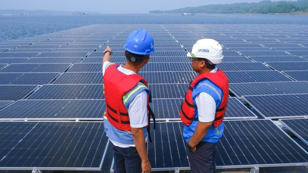 Utomodeck Group Percepat Transisi Energi Lewat Ekspansi PLTS Terapung