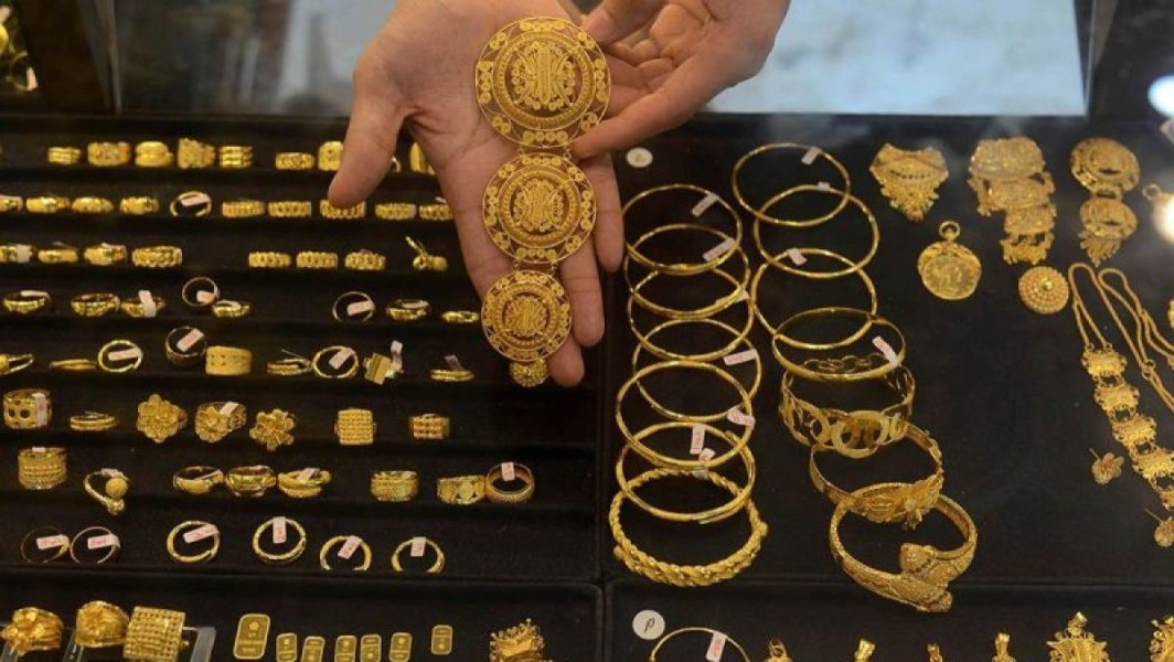Harga Emas Perhiasan Kamis, 1 Mei 2025 Meroket, Strategi Cerdas untuk Konsumen dan Investor