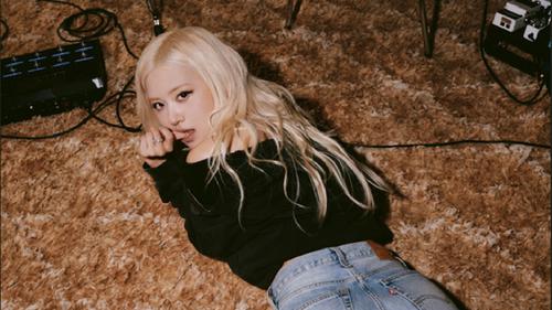 Rose BLACKPINK Resmi Jadi Global Brand Ambassador Levi's Disorot Publik Dunia