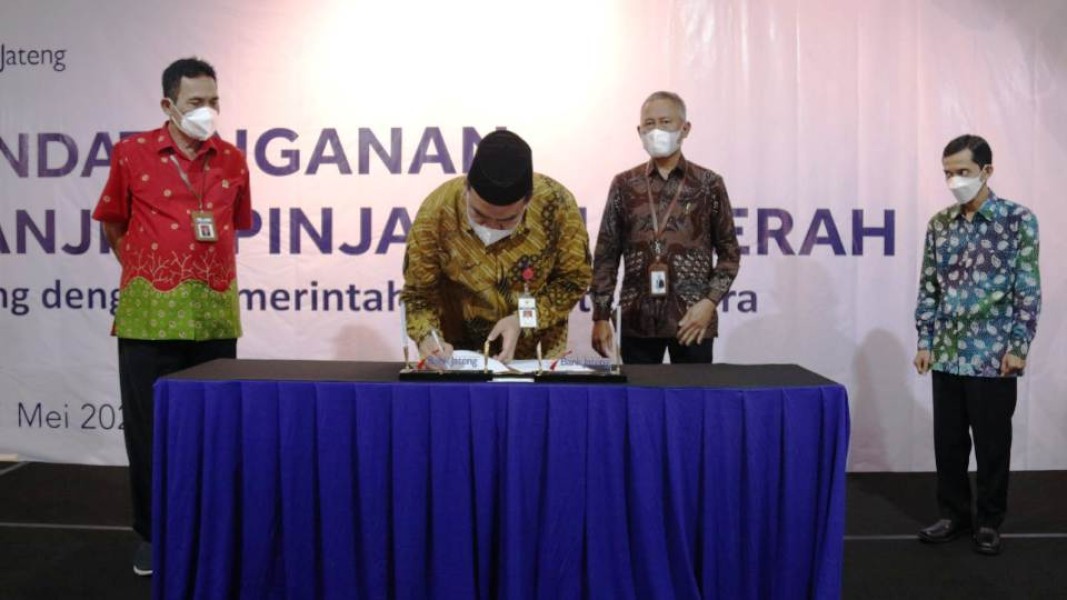 Pemkab Blora Tandatangani Pinjaman Rp 215 Miliar dengan Bank Jateng untuk Pembangunan Infrastruktur dan Likuiditas Kas Daerah