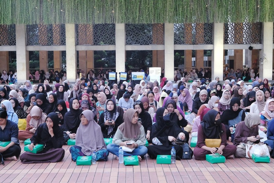 Garuda Indonesia Sediakan Paket Buka Puasa Gratis Di Masjid Istiqlal Jakarta