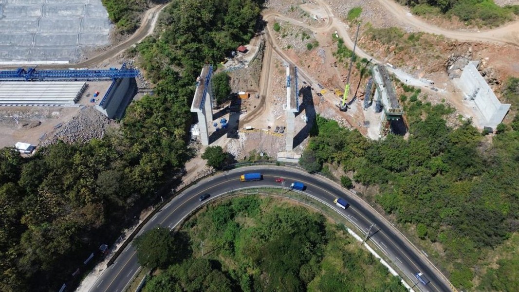 Proyek Tol Probolinggo Banyuwangi Ubah Tapal Kuda