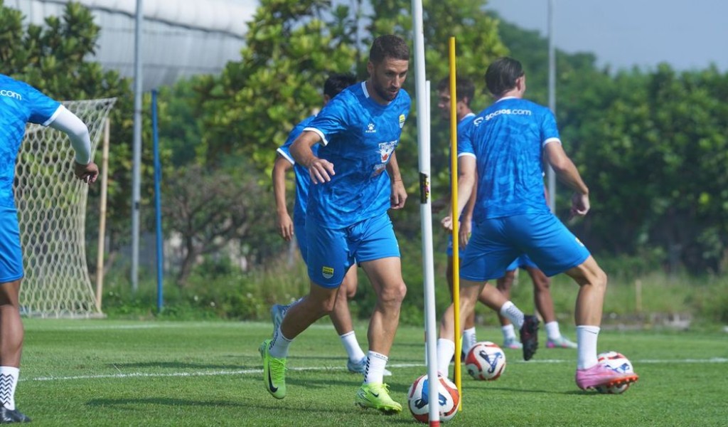 Persib Bandung Fokus Tingkatkan Kondisi Fisik Pemain Selama Jeda Liga
